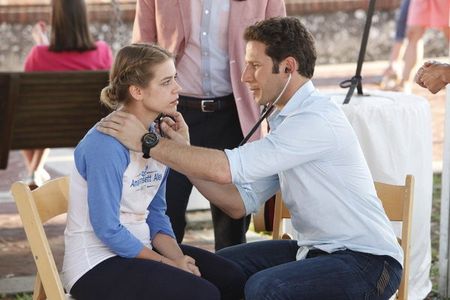 Mark Feuerstein and Savannah Wise in Royal Pains (2009)