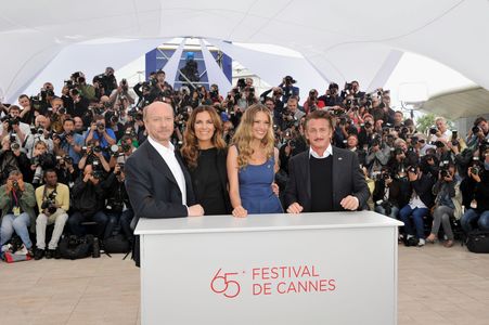 Sean Penn, Roberta Armani, Paul Haggis, and Petra Nemcova