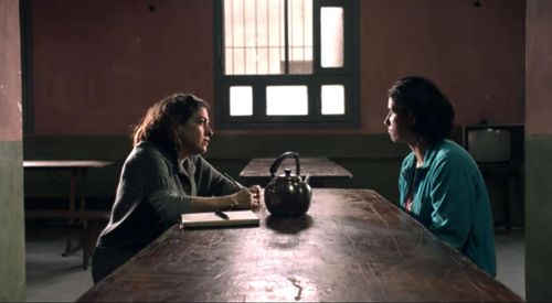 Paola Barrientos and Yanina Ávila in The Crimes That Bind (2020)