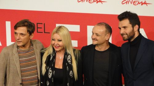 Marco Simon Puccioni with the producers Giampietro Preziosa, Monika Bacardi, Andrea Iervolino