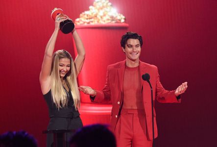 Kevin Mazur, Madelyn Cline, and Chase Stokes at an event for 2021 MTV Movie & TV Awards (2021)