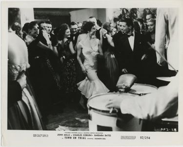 Elizabeth Seal in Town on Trial (1957)