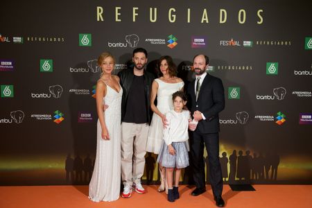 Will Keen, Natalia Tena, David Leon, Charlotte Vega, and Dafne Keen at an event for The Refugees (2014)