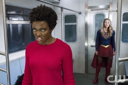 Melissa Benoist and Krys Marshall in Supergirl (2015)