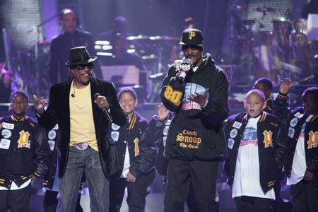Snoop Dogg and Charlie Wilson in American Idol (2002)