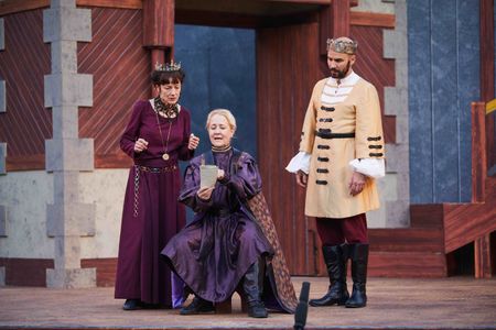 Polonius (Tricia Parks) Gertrude (Margaret Catov) Claudius (Martin Andrews)