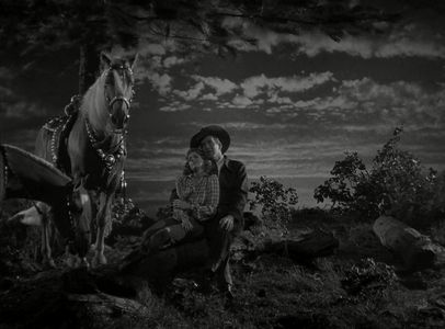 Dick Foran and Anne Gwynne in Ride 'Em Cowboy (1942)
