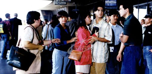 Jan Marini, Aga Muhlach, Lea Salonga, Lorli Villanueva, and Mandy Ochoa in Second Chances (1995)