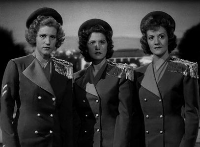 Laverne Andrews, Maxene Andrews, Patty Andrews, and The Andrews Sisters in In the Navy (1941)
