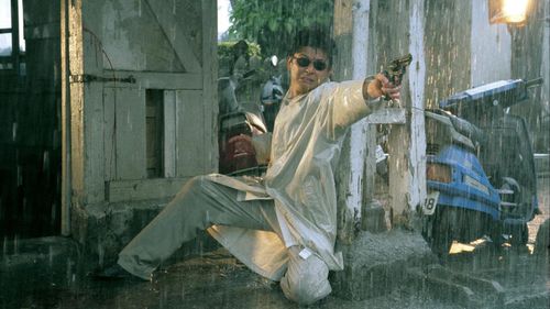 Shô Aikawa in Rainy Dog (1997)