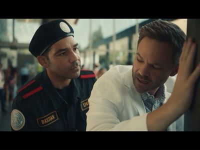 Shawn Ashmore and Tiago Roberts in The Rookie (2018)