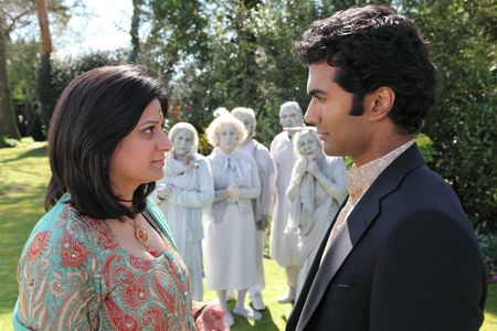 Goldy Notay and Sendhil Ramamurthy in It's a Wonderful Afterlife (2010)