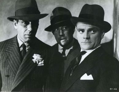 Humphrey Bogart, James Cagney, and Al Hill in The Roaring Twenties (1939)