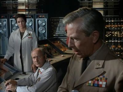 Whit Bissell, Lee Meriwether, and John Zaremba in The Time Tunnel (1966)