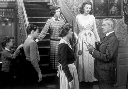 Myrna Loy, Jeanne Crain, Barbara Bates, Jimmy Hunt, Norman Ollestad, and Clifton Webb in Cheaper by the Dozen (1950)