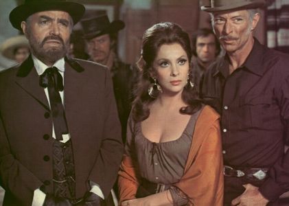 James Mason, Lee Van Cleef, and Gina Lollobrigida in Bad Man's River (1971)