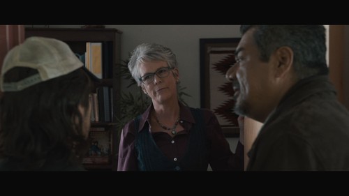 Jamie Lee Curtis and George Lopez in Spare Parts (2015)