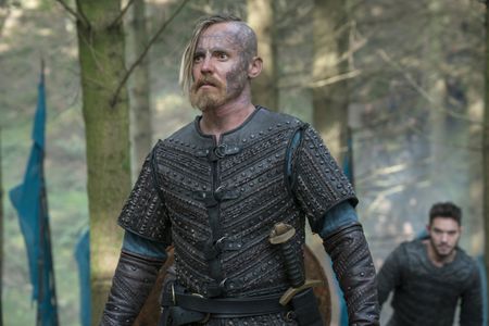 Jonathan Rhys Meyers and Jasper Pääkkönen in Vikings (2013)