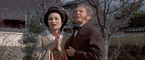 Eiko Ando and Sam Jaffe in The Barbarian and the Geisha (1958)