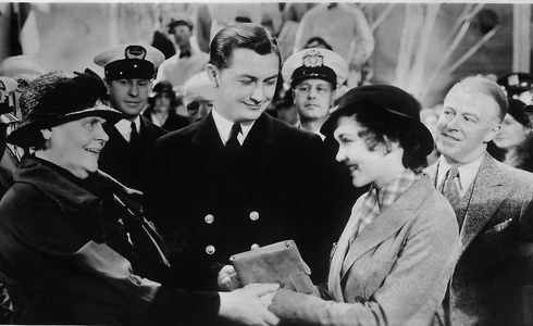 Maureen O'Sullivan, Robert Young, and Marie Dressler in Tugboat Annie (1933)