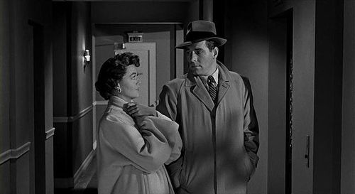 Philip Carey and Dorothy Malone in Pushover (1954)