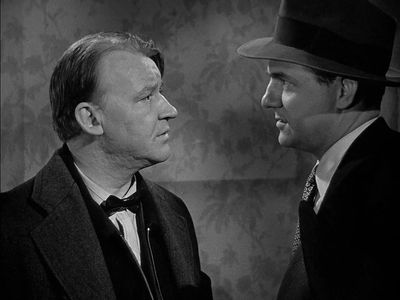 Karl Malden and Tom Tully in Where the Sidewalk Ends (1950)