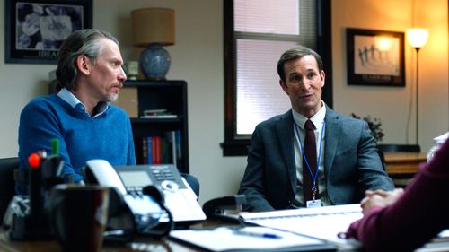 Lawrence Grimm (left) and Noah Wyle (right) in THE RED LINE.