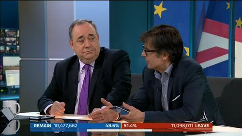 Alex Salmond and Robert Peston in Referendum Result Live: ITV News Special (2016)