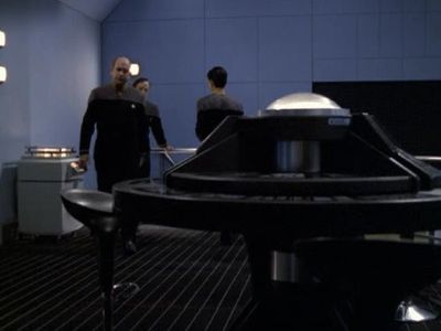 Richard McGonagle and Dwight Schultz in Star Trek: Voyager (1995)