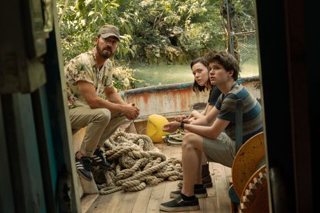 Justin Theroux, Logan Polish, and Gabriel Bateman in The Mosquito Coast (2021)