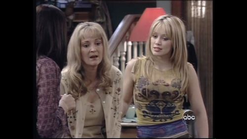 Mary K DeVault and Hilary Duff in The George Lopez Show