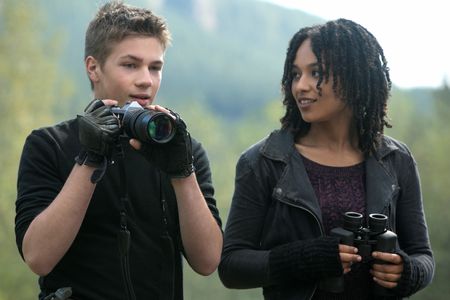 Megan Danso and Connor Jessup in Falling Skies (2011)