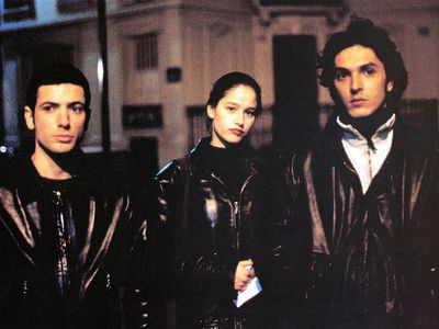 Marie Gillain, Bruno Putzulu, and Olivier Sitruk in Fresh Bait (1995)