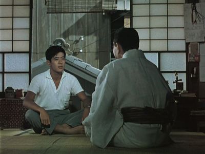Hiroshi Kawaguchi and Ganjirô Nakamura in Floating Weeds (1959)