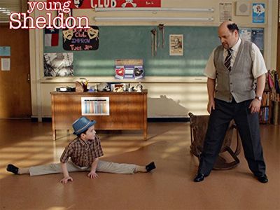 Jason Alexander and Iain Armitage in Young Sheldon (2017)