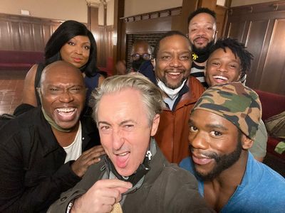 Antwayn Hopper and Alan Cumming with the cast of A Strange Loop, The Lyceum-2022.