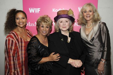 Debbie Allen, Blythe Danner, Piper Laurie, and Lupe Ontiveros