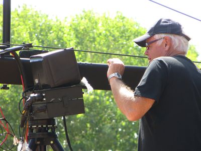 Darrell Roodt directing Edwin Gagiano on the set of 'Seun(Son)'