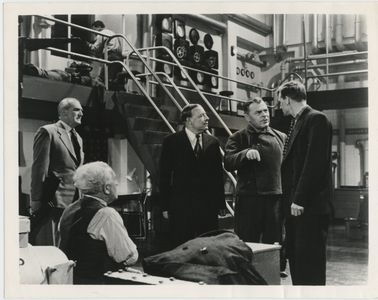 Brian Donlevy, Percy Herbert, John Longden, and Charles Lloyd Pack in Quatermass 2 (1957)