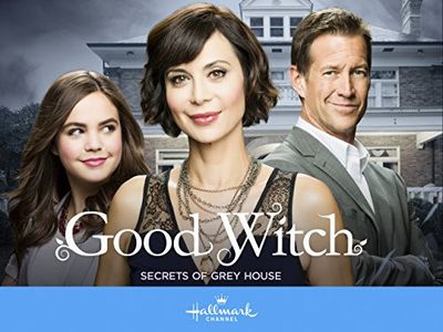 Catherine Bell, James Denton, and Bailee Madison in Good Witch (2015)