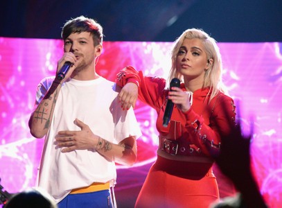 Louis Tomlinson and Bebe Rexha at an event for Teen Choice Awards 2017 (2017)
