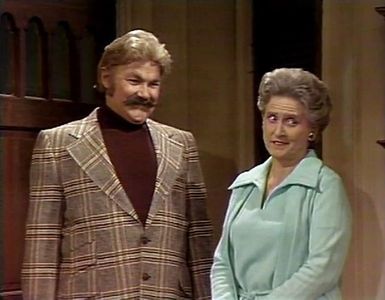 Ann B. Davis and Rip Taylor in The Brady Bunch Variety Hour (1976)