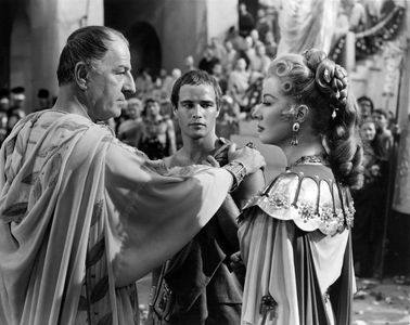 Marlon Brando, Greer Garson, and Louis Calhern in Julius Caesar (1953)