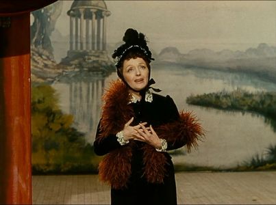 Édith Piaf in French Cancan (1955)