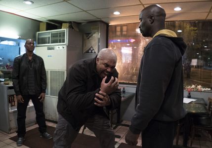 Mike Colter, Kelvin McGrue, and R. Marcus Taylor in Luke Cage (2016)