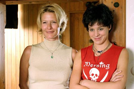 Bernadette Heerwagen and Suzanne von Borsody in Daniel Käfer - Die Villen der Frau Hürsch (2005)