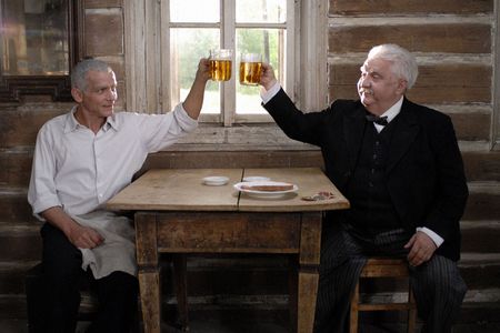 Oldrich Kaiser and Marián Labuda in I Served the King of England (2006)