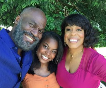 Niecy Nash, Everick Golding, and Rayven Symone Ferrell in Stolen by My Mother: The Kamiyah Mobley Story (2020)