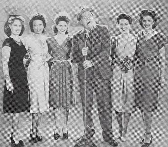 Rufe Davis, Ruth Terry, and The Music Maids in Jamboree (1944)