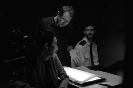 Jon East directing Sandra Oh in KILLING EVE, series 1, episode 4.